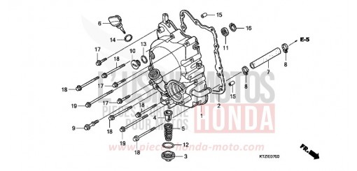 RIGHT CRANKCASE COVER PES125A de 2010